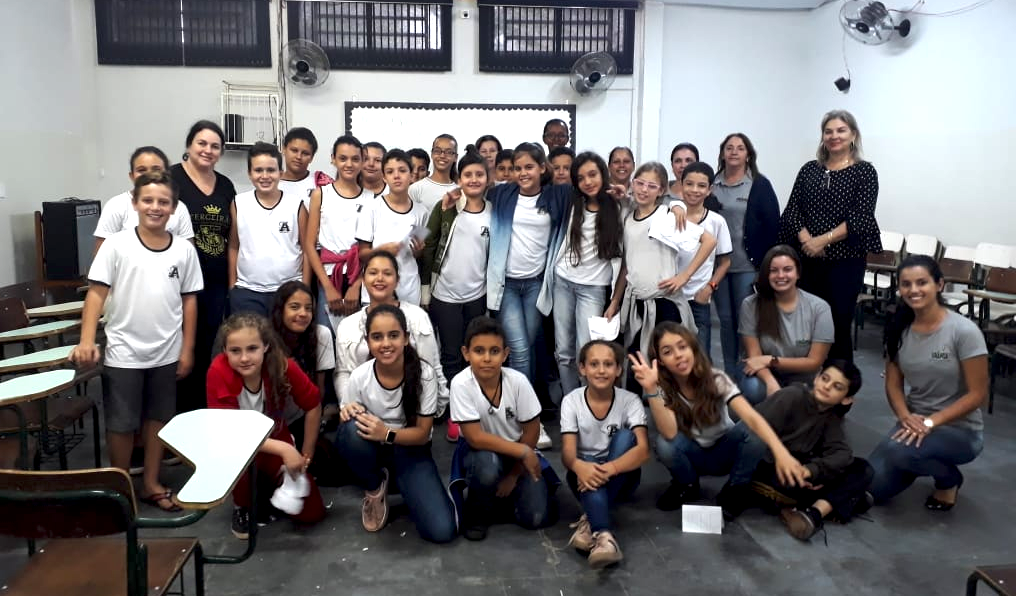 Bullying é tema de conversa realizada pela equipe da saúde na E.E. Profº Akió Satoru