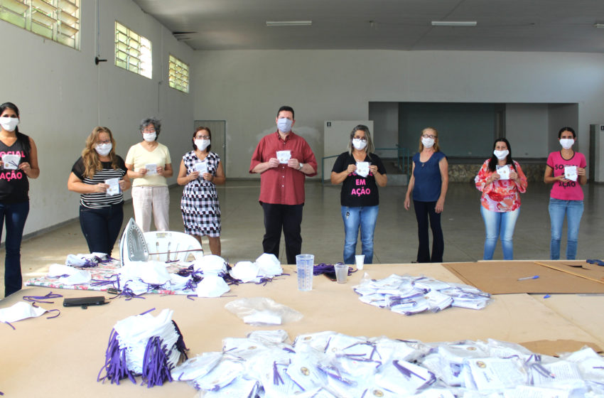 Máscaras para a comunidade