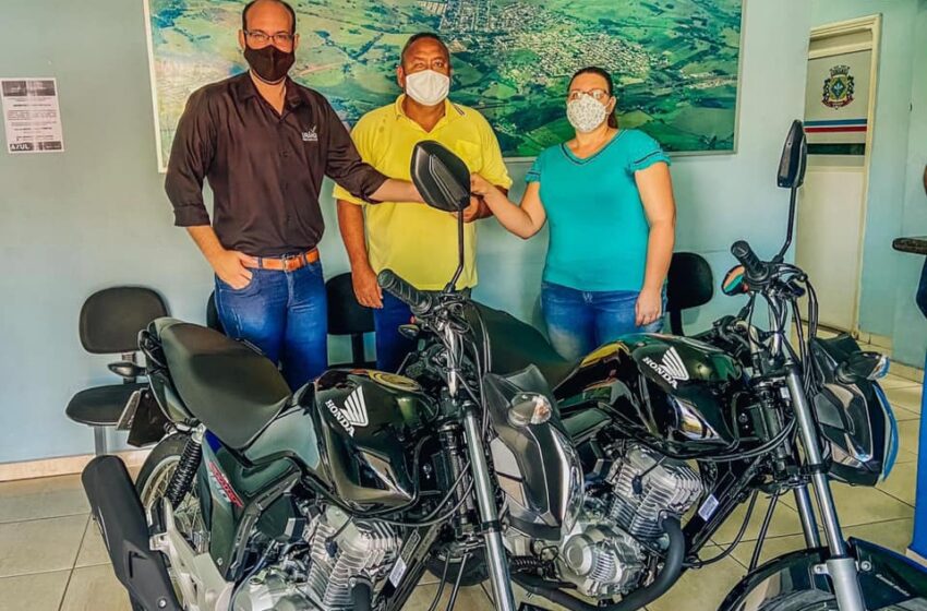 Promoção IPTU Premiado entrega duas motos zero quilômetro aos ganhadores