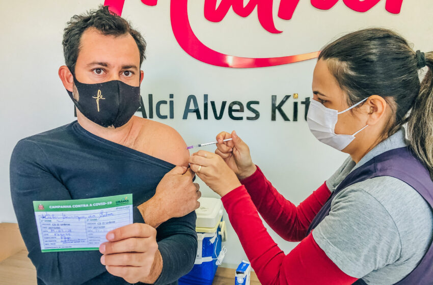 CAMPANHA NACIONAL DE VACINAÇÃO CONTRA A COVID-19