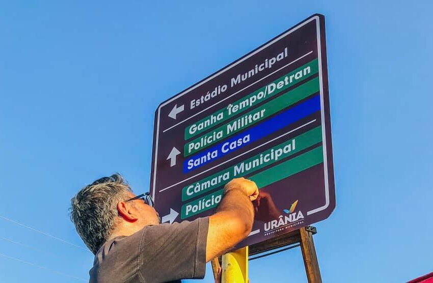  Urânia conta com novas placas de sinalização