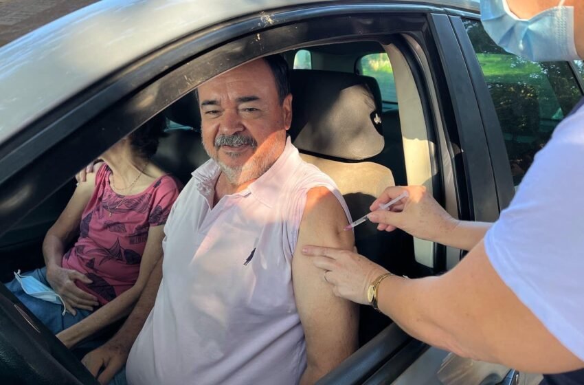  Urânia tem vacinação da gripe neste sábado no sistema ‘drive-thru’