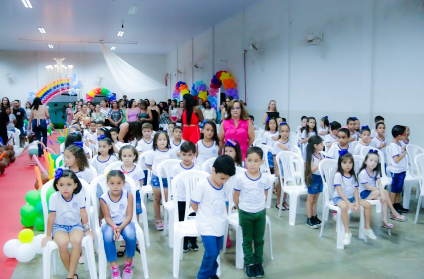  Educação promove formatura de alunos do Ensino Infantil de Urânia