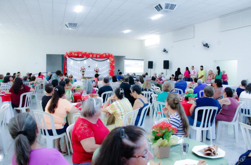 Fundo Social realiza almoço do grupo ‘Melhor Idade em Ação’ no encerramento das atividades de 2022
