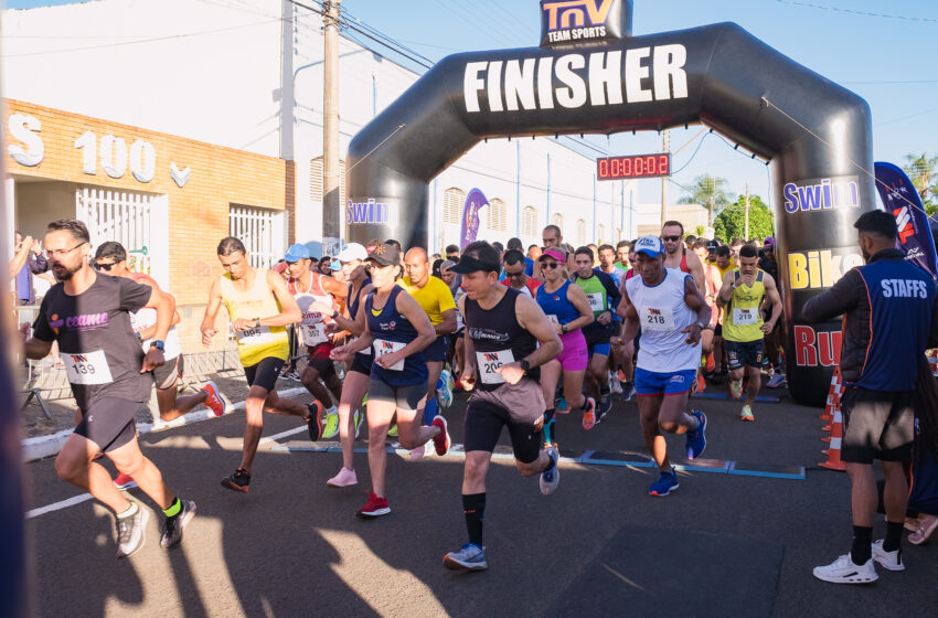 1ª Corrida de Urânia foi um sucesso