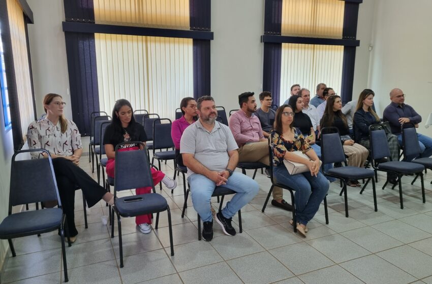 Equipe do Governo Municipal participa de capacitação em Gestão Governamental e Liderança