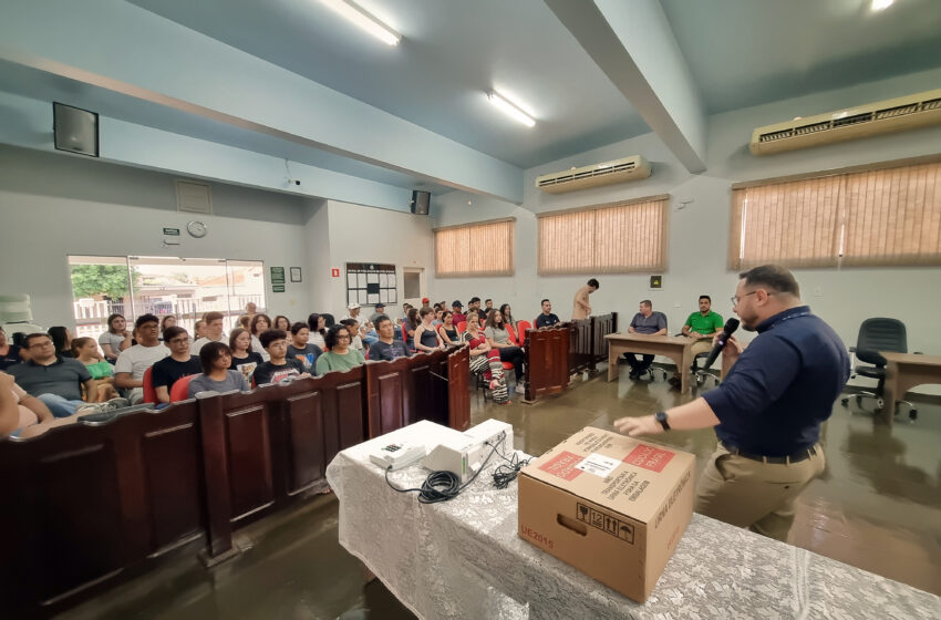 1ª Conferência Municipal da Juventude debate importância do voto